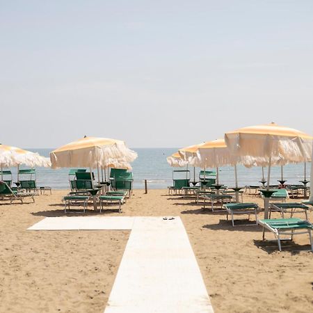 Hotel Bauer & Sporting Lido di Jesolo Exterior photo