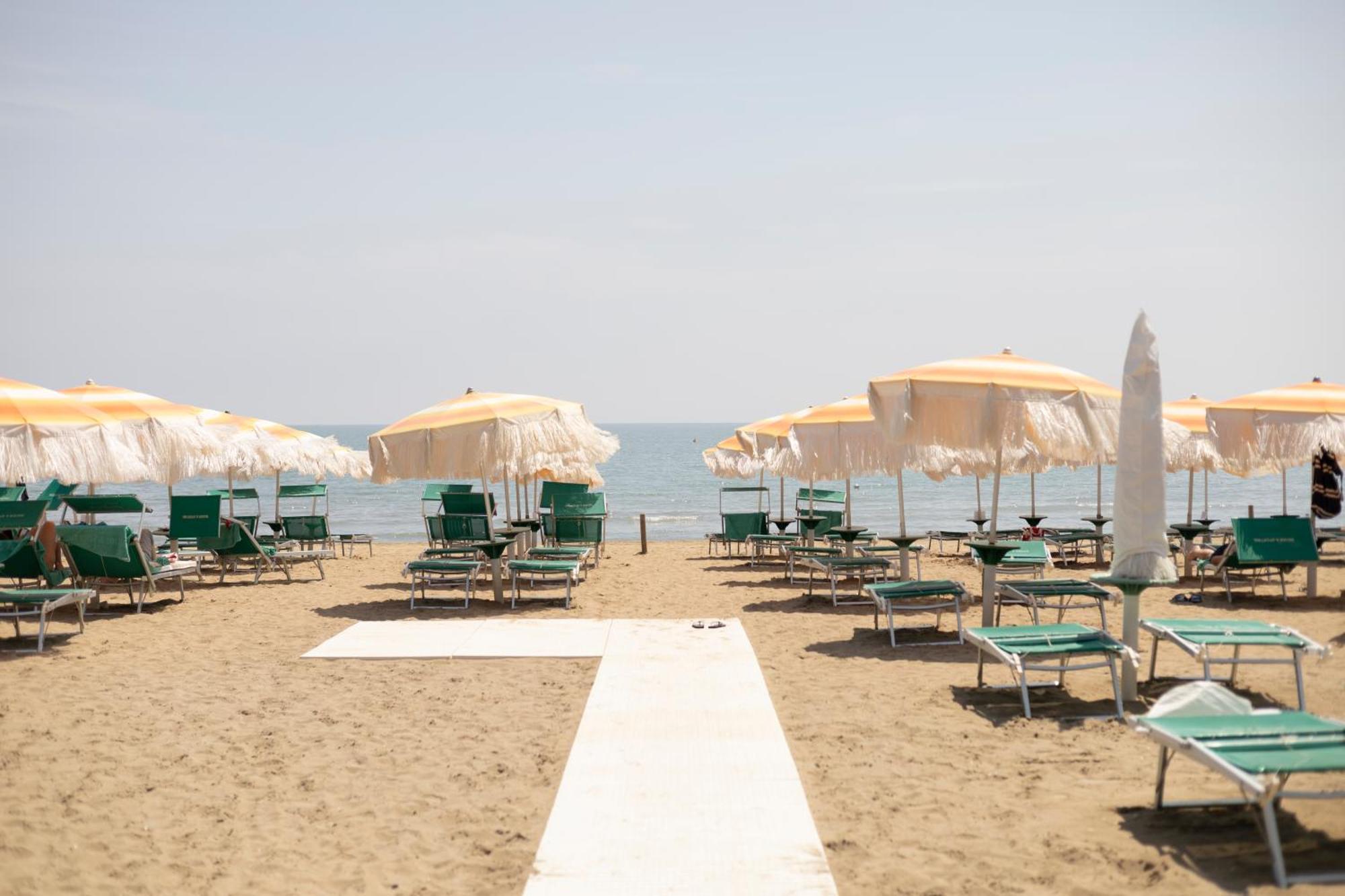 Hotel Bauer & Sporting Lido di Jesolo Exterior photo